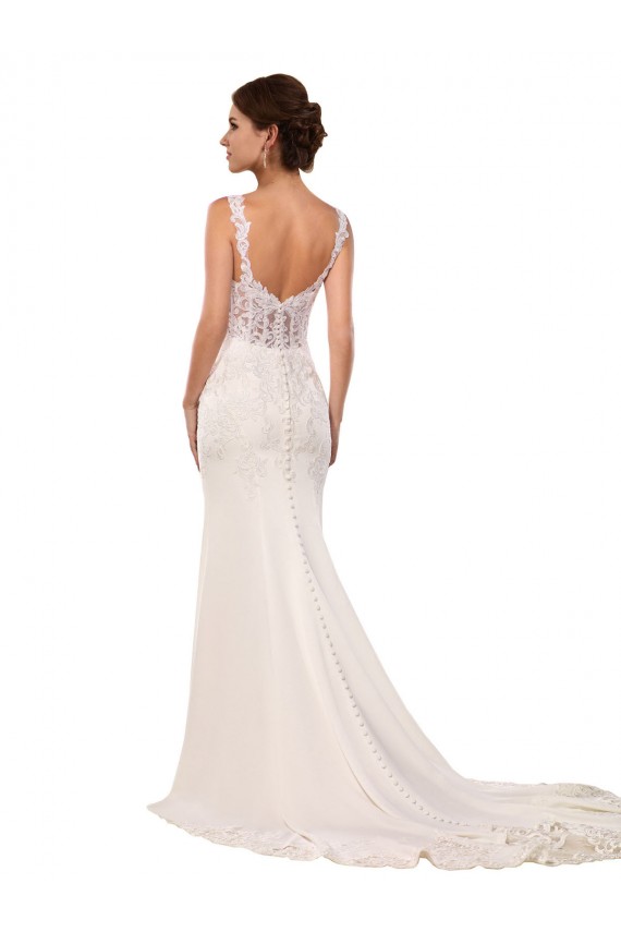 Sleeveless V-Neck Lace & Stretch Crepe Ivory Chapel Train Sexy Wedding Dress Bath