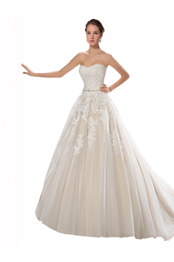 Sleeveless Strapless Tulle & Lace Ivory & Champagne Chapel Train Wedding Dress Bath