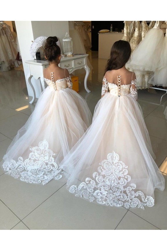 Long Sleeves Sweetheart Tulle & Lace Ivory Chapel Train Little Flower Girl Dress Bath