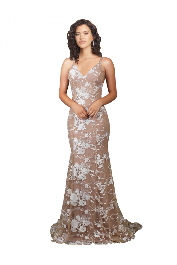 Sleeveless V-Neck Lace Champagne Sweep Train Wedding Dress Bath